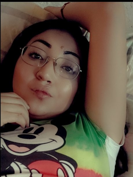 Nacktes geleaktes OnlyFans-Foto von Lucy Barrera