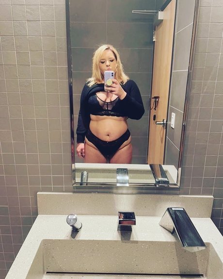 Nacktes geleaktes OnlyFans-Foto von Christine
