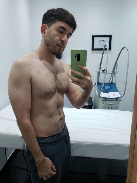 Nacktes geleaktes OnlyFans-Foto von Carlos