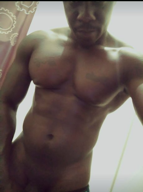 Nacktes geleaktes OnlyFans-Foto von Blackking