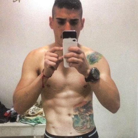 Nacktes geleaktes OnlyFans-Foto von Fernando Carranza