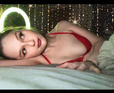 Nacktes geleaktes OnlyFans-Foto von Bella