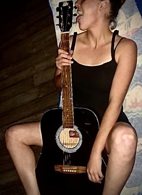 Nacktes geleaktes OnlyFans-Foto von Ellie Trout