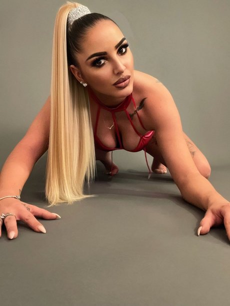 Nacktes geleaktes OnlyFans-Foto von Candy   Damn