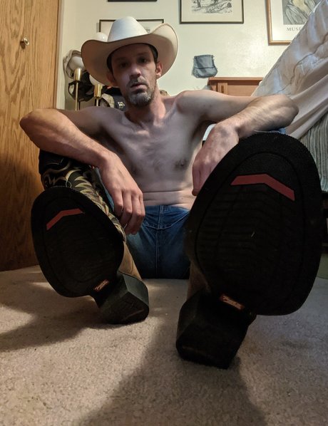 Nacktes geleaktes OnlyFans-Foto von Cowboy Master 76