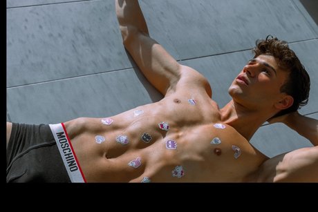 Nacktes geleaktes OnlyFans-Foto von Angell