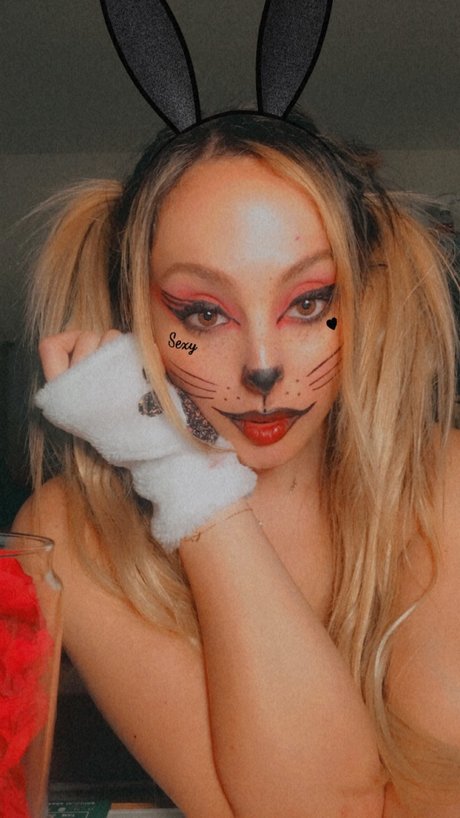 Nacktes geleaktes OnlyFans-Foto von Netflixstoryandchill