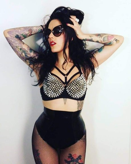 Nacktes geleaktes OnlyFans-Foto von Deadlysin