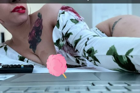 Nacktes geleaktes OnlyFans-Foto von Nellygetsnaked