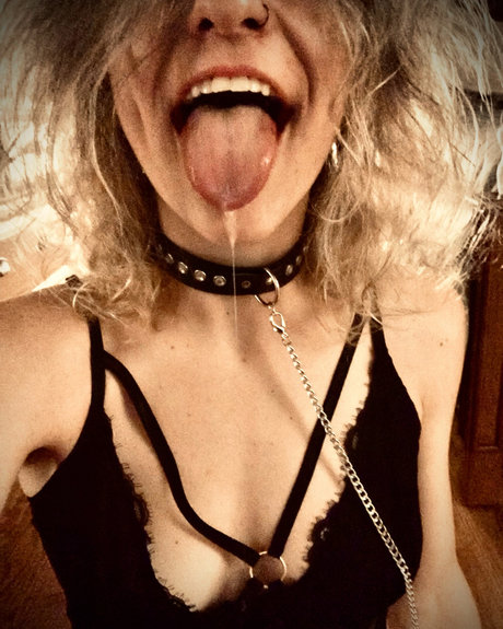 Nacktes geleaktes OnlyFans-Foto von Nellie