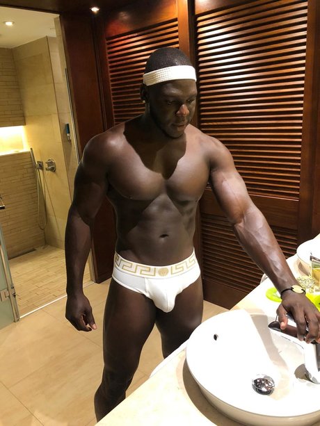 Nacktes geleaktes OnlyFans-Foto von Pablo Cheleston