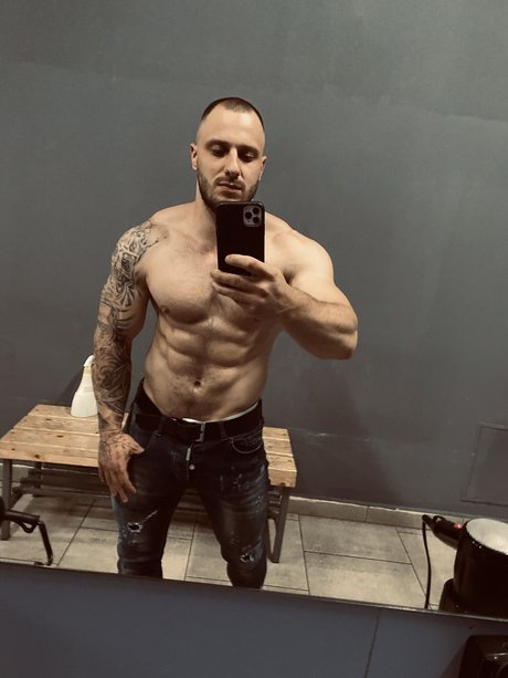 Nacktes geleaktes OnlyFans-Foto von Claudelo