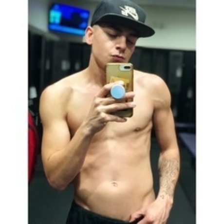 Nacktes geleaktes OnlyFans-Foto von Eddie Meza