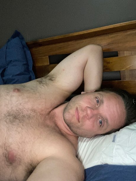 Nacktes geleaktes OnlyFans-Foto von Horny Guy Perth