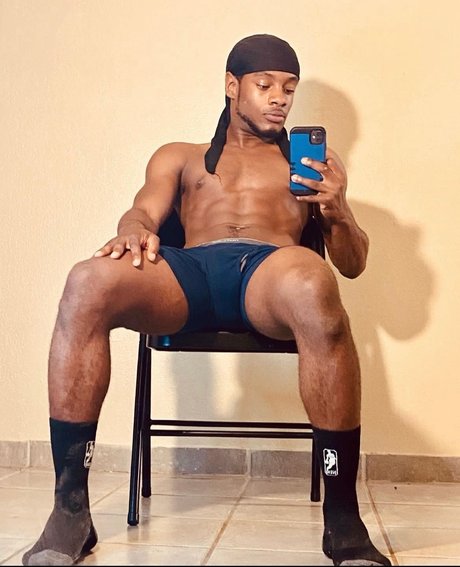 Nacktes geleaktes OnlyFans-Foto von Bennoye