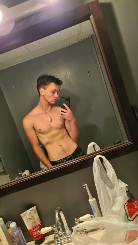 Nacktes geleaktes OnlyFans-Foto von Nick Storm