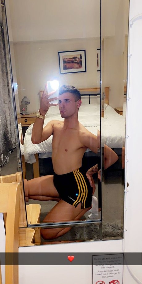 Nacktes geleaktes OnlyFans-Foto von Sexy Barbie Colin