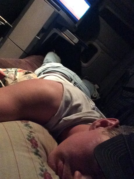Nacktes geleaktes OnlyFans-Foto von Thumper