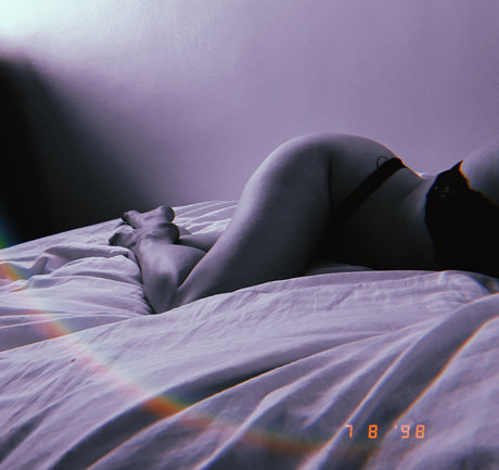 Nacktes geleaktes OnlyFans-Foto von Justine