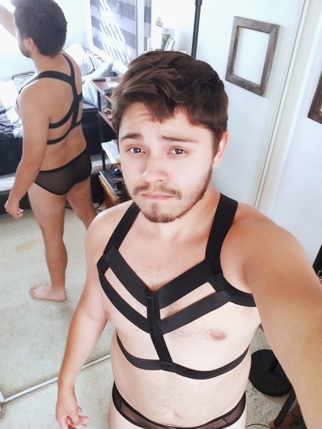 Nacktes geleaktes OnlyFans-Foto von Cubhub