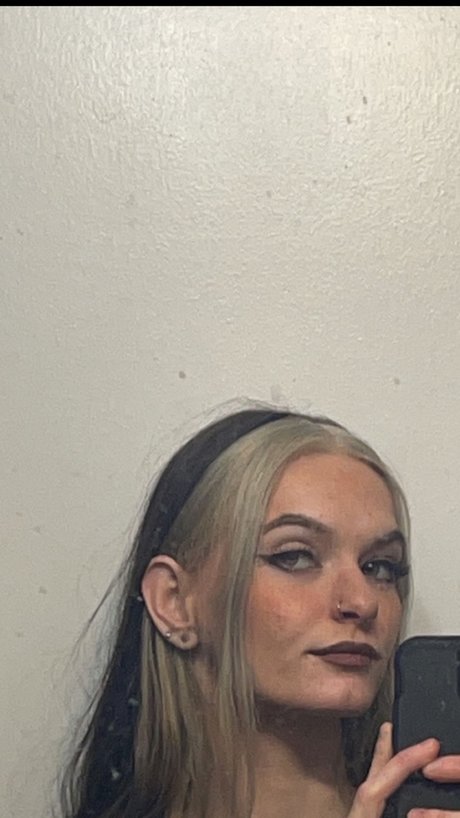 Nacktes geleaktes OnlyFans-Foto von Cunt Rae
