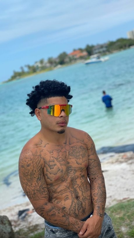 Nacktes geleaktes OnlyFans-Foto von Cubansinsation