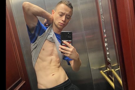 Nacktes geleaktes OnlyFans-Foto von Nikki Nuttz Official Account  Xxx
