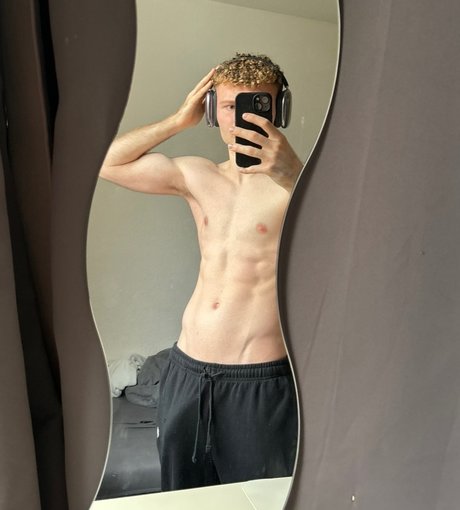 Nacktes geleaktes OnlyFans-Foto von Nico Schulz