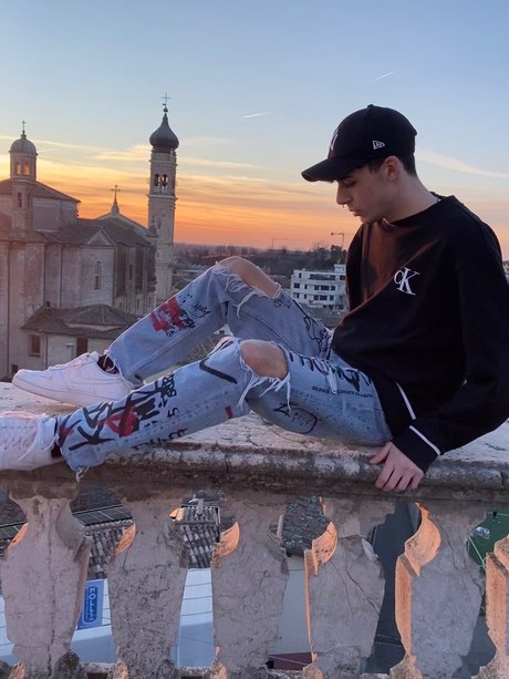 Nacktes geleaktes OnlyFans-Foto von Nicolo Altobelli