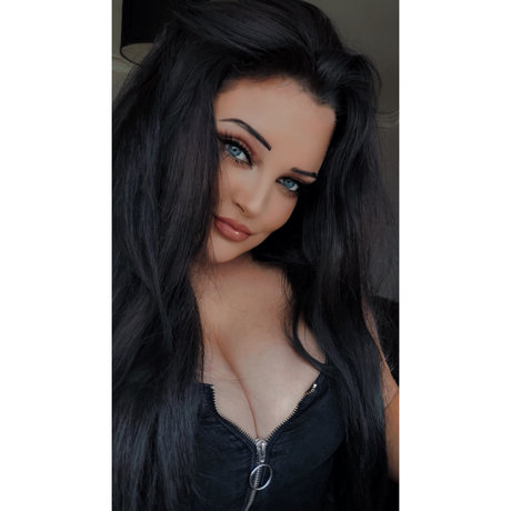 Nacktes geleaktes OnlyFans-Foto von Bonniemay Natural Big Titties  Ass 