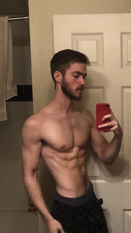 Nacktes geleaktes OnlyFans-Foto von Joe H
