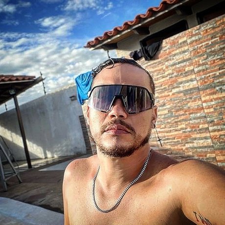 Nacktes geleaktes OnlyFans-Foto von Juan Enrique Salazar