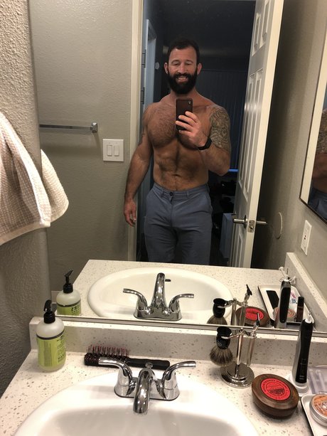 Nacktes geleaktes OnlyFans-Foto von Noble600