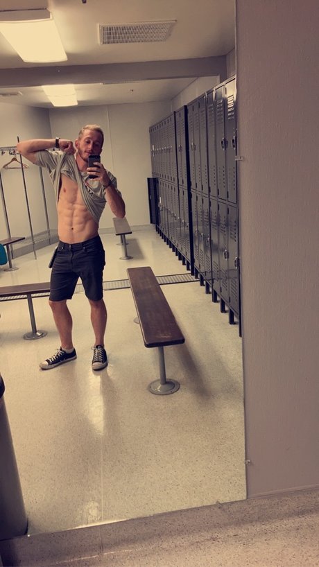 Nacktes geleaktes OnlyFans-Foto von Noah Q