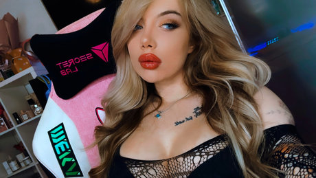 Nacktes geleaktes OnlyFans-Foto von Val