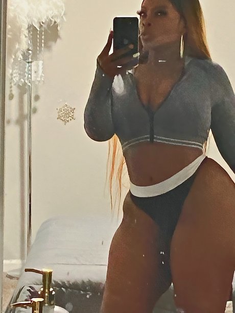 Nacktes geleaktes OnlyFans-Foto von Natasha Larae