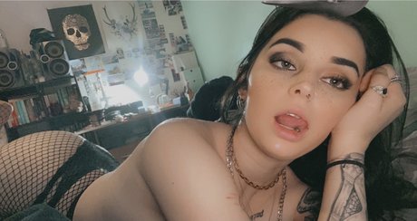 Nacktes geleaktes OnlyFans-Foto von Bell