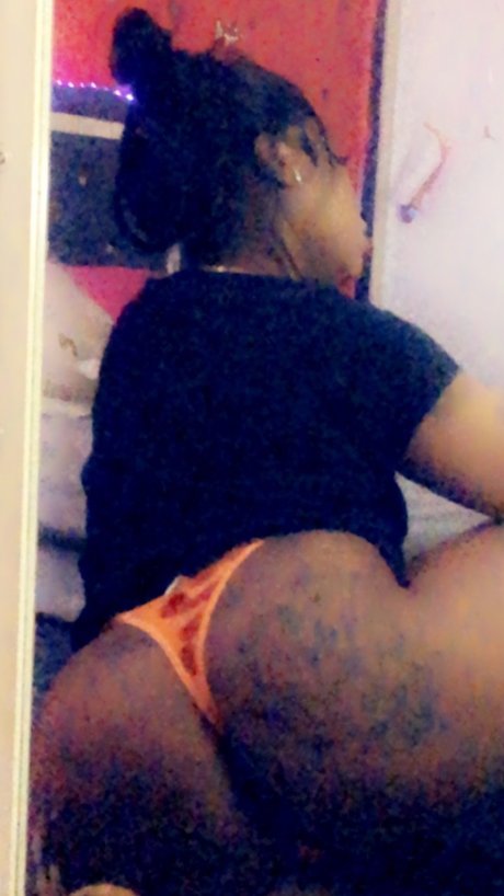 Nacktes geleaktes OnlyFans-Foto von Cocodior
