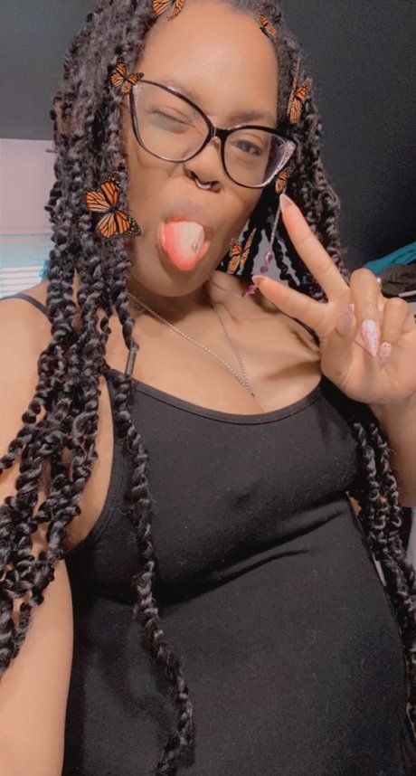Nacktes geleaktes OnlyFans-Foto von Aira Lyn