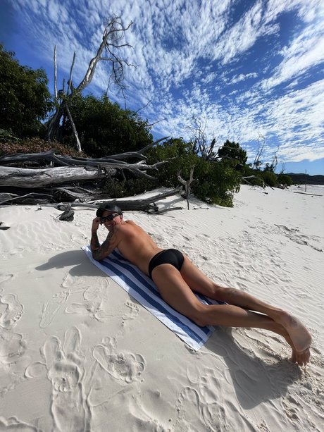 Nacktes geleaktes OnlyFans-Foto von Aussie Troy