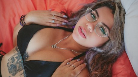 Nacktes geleaktes OnlyFans-Foto von Amaiiran Suicide