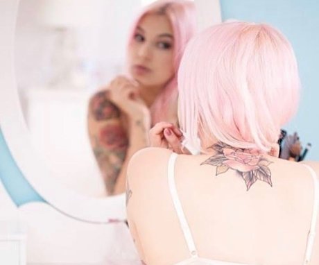 Nacktes geleaktes OnlyFans-Foto von Nisi