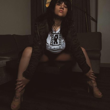 Nacktes geleaktes OnlyFans-Foto von Nina Bee Productions Afterdark