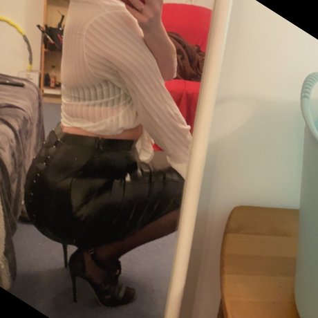 Nacktes geleaktes OnlyFans-Foto von Nina Bridges