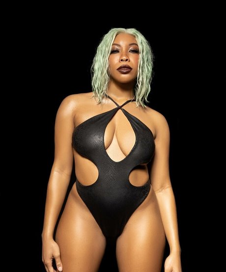 Nacktes geleaktes OnlyFans-Foto von Kiera Please