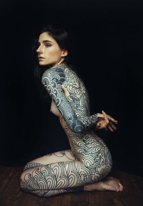 Nacktes geleaktes OnlyFans-Foto von Noemie Doragon
