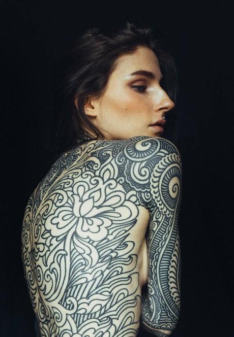 Nacktes geleaktes OnlyFans-Foto von Noemie Doragon