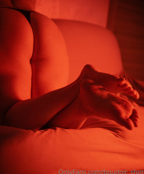 Nacktes geleaktes OnlyFans-Foto von Boudoirshot
