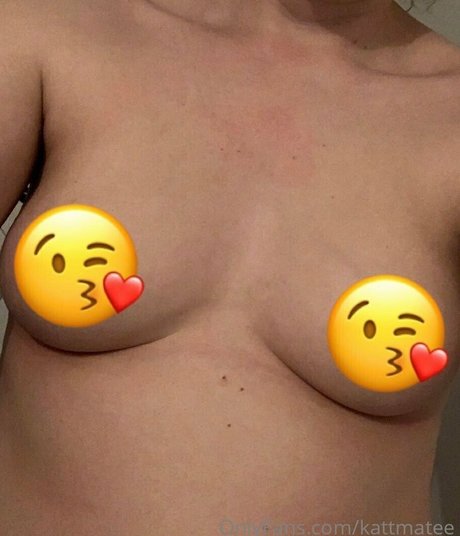 Nacktes geleaktes OnlyFans-Foto von Kattmatee
