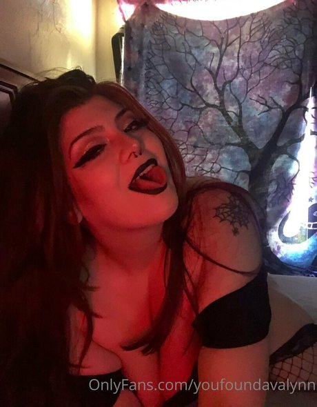 Nacktes geleaktes OnlyFans-Foto von Youfoundavalynn